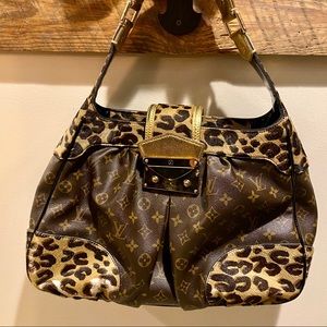 Louis Vuitton RARE Monogram Leopard Polly Bag